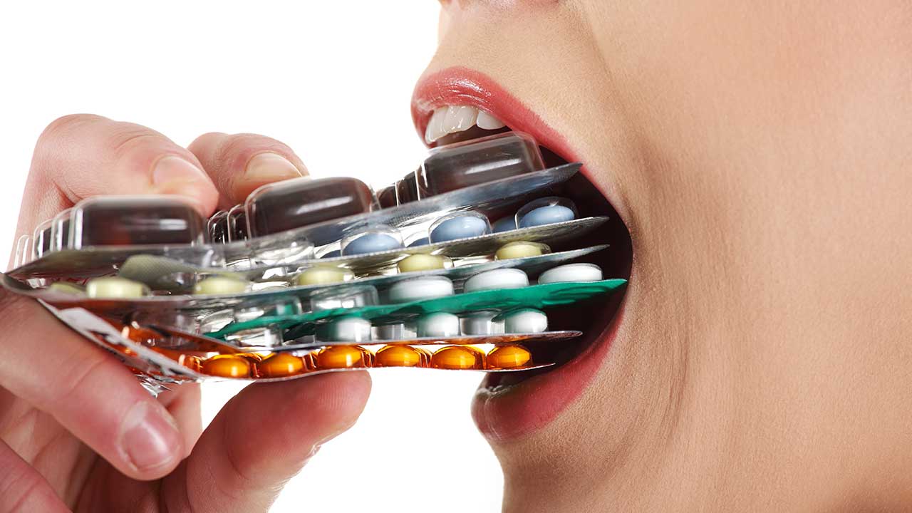 Dangers of Multivitamin Supplements You Must Know