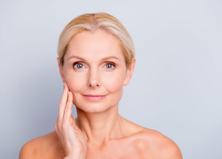 10 Best Anti-Aging Oils for Younger Looking Skin