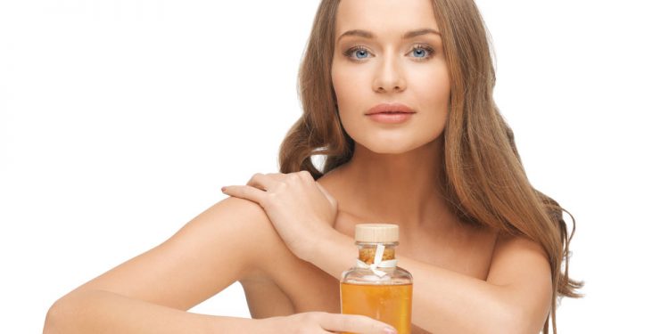 10 Best Anti-Aging Oils for Younger Looking Skin