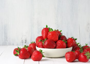 15 Best Fruits For Fast Weight Loss