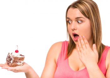5 Dangerous Ways Sugary Foods Make You Fat